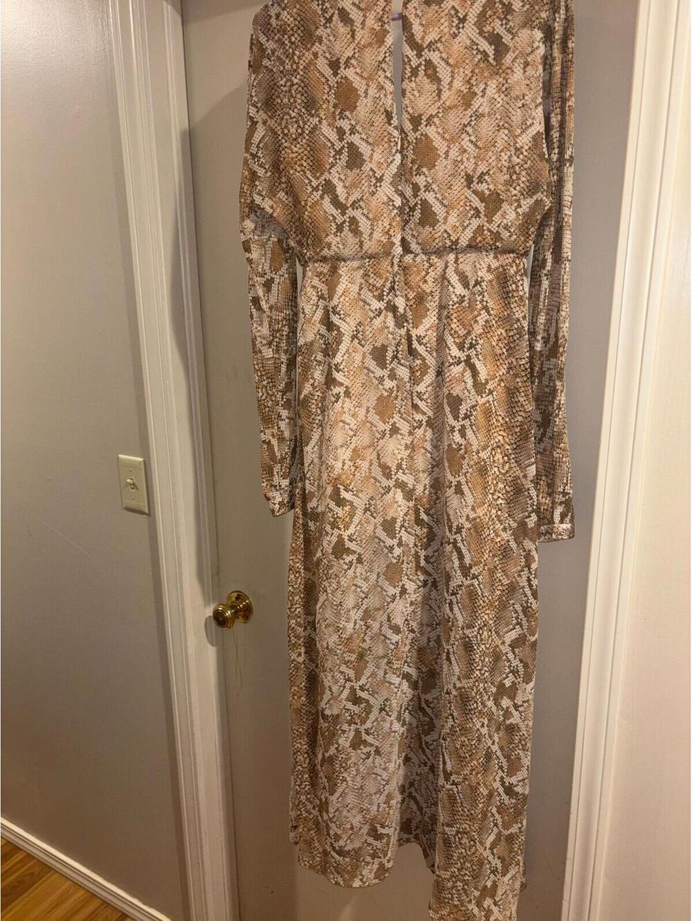 Guess Snake Print Long Sleeve Maxi Dress Side Slit Small NWOT - Picture 6 of 10